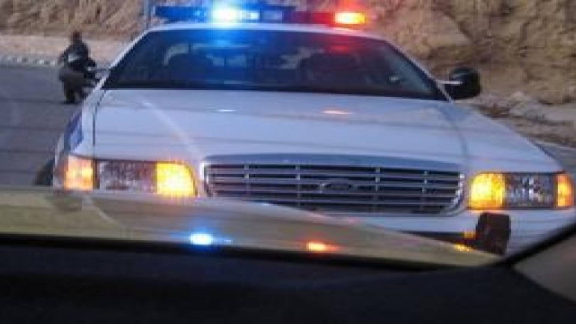 إصابة رجلي أمن ووفاة موقوف باطلاق نار في مركز أمن غور الصافي .. تفاصيل