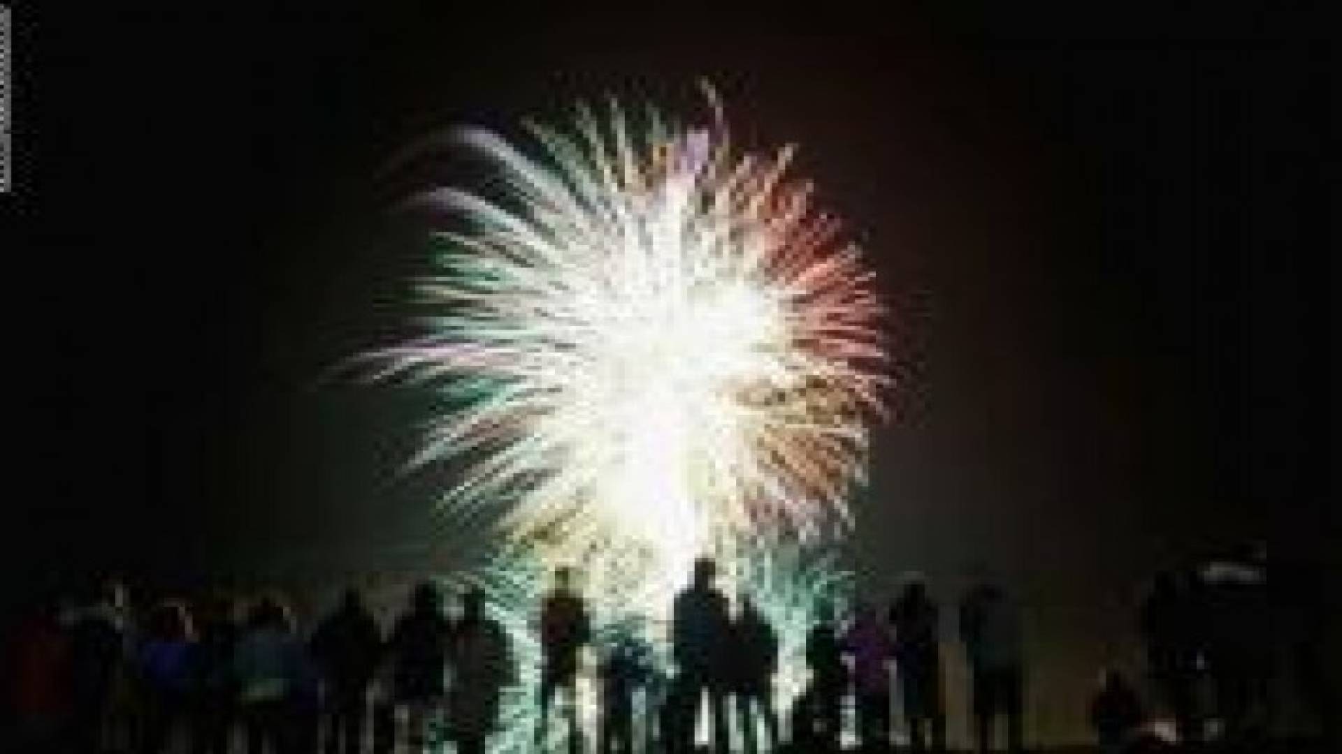 مدن ألمانية تمنع استخدام الألعاب النارية بغية عدم تذكير اللاجئين بأهوال الحرب