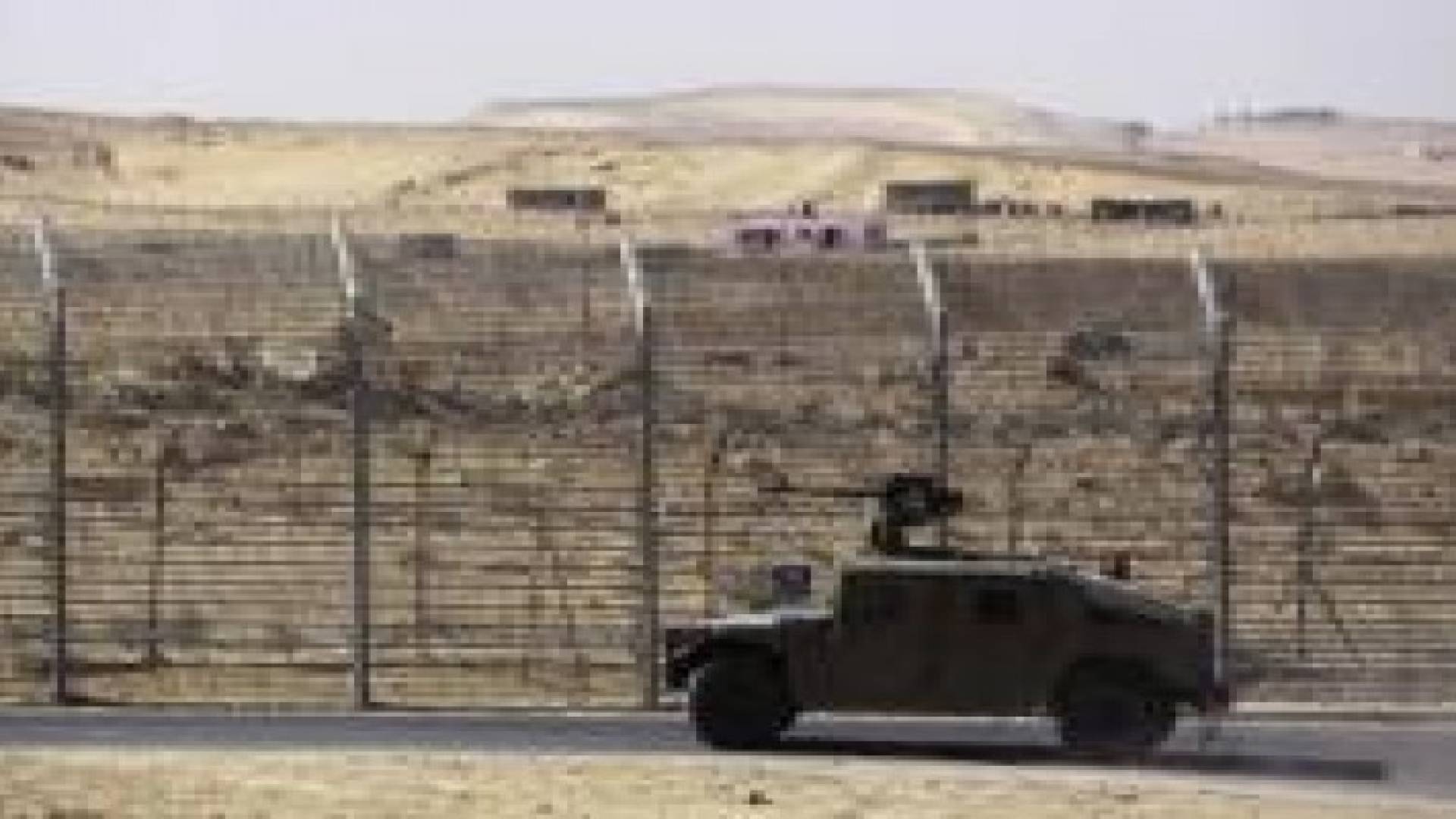 مصر : مقتل 40 مسلحا بغارات للطيران الحربي شمالي سيناء