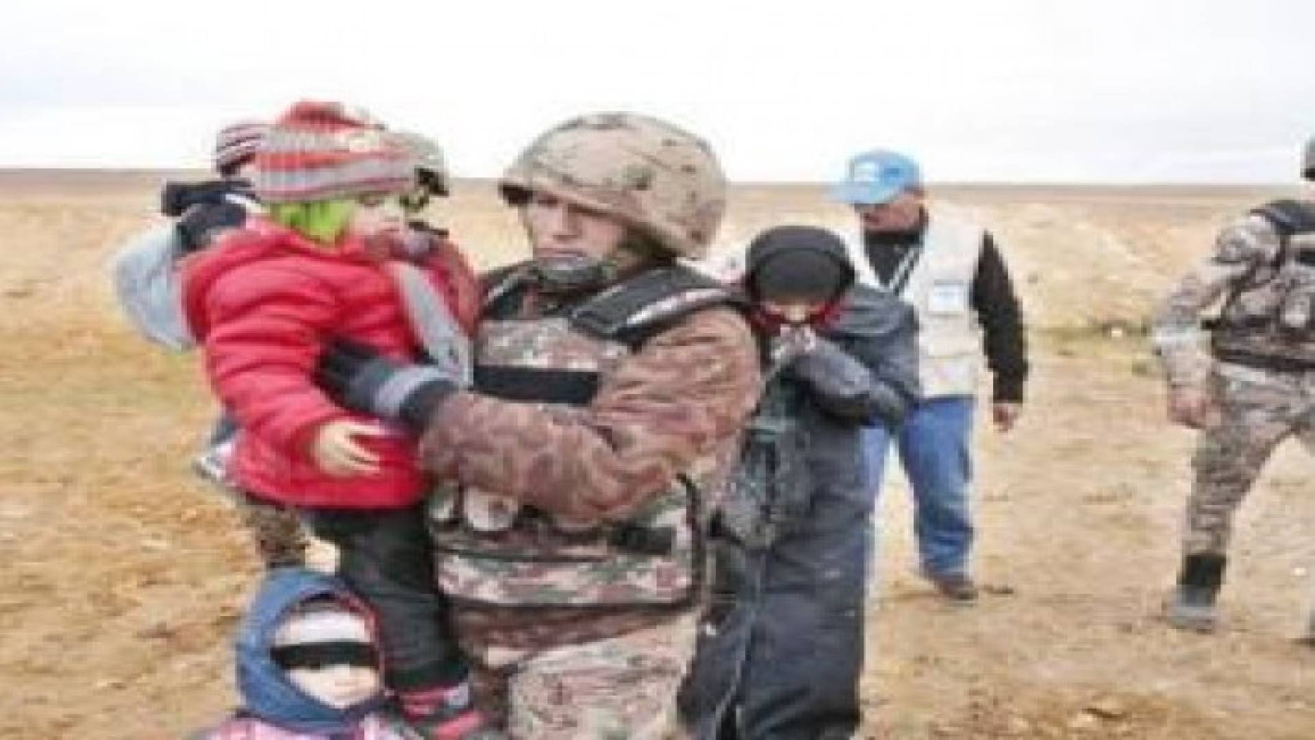 حرس الحدود تستقبل 81 لاجئا سوريا