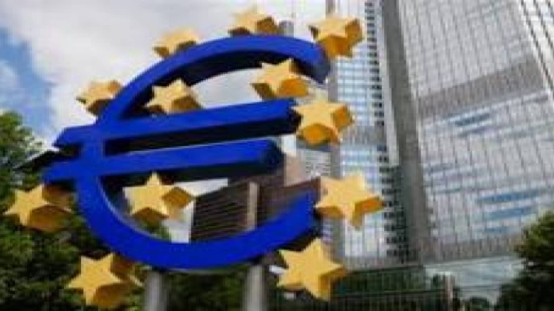 الأردن يوقع اتفاقيتي قرض ومنحة مع البنك الاوروبي لاعادة الاعمار