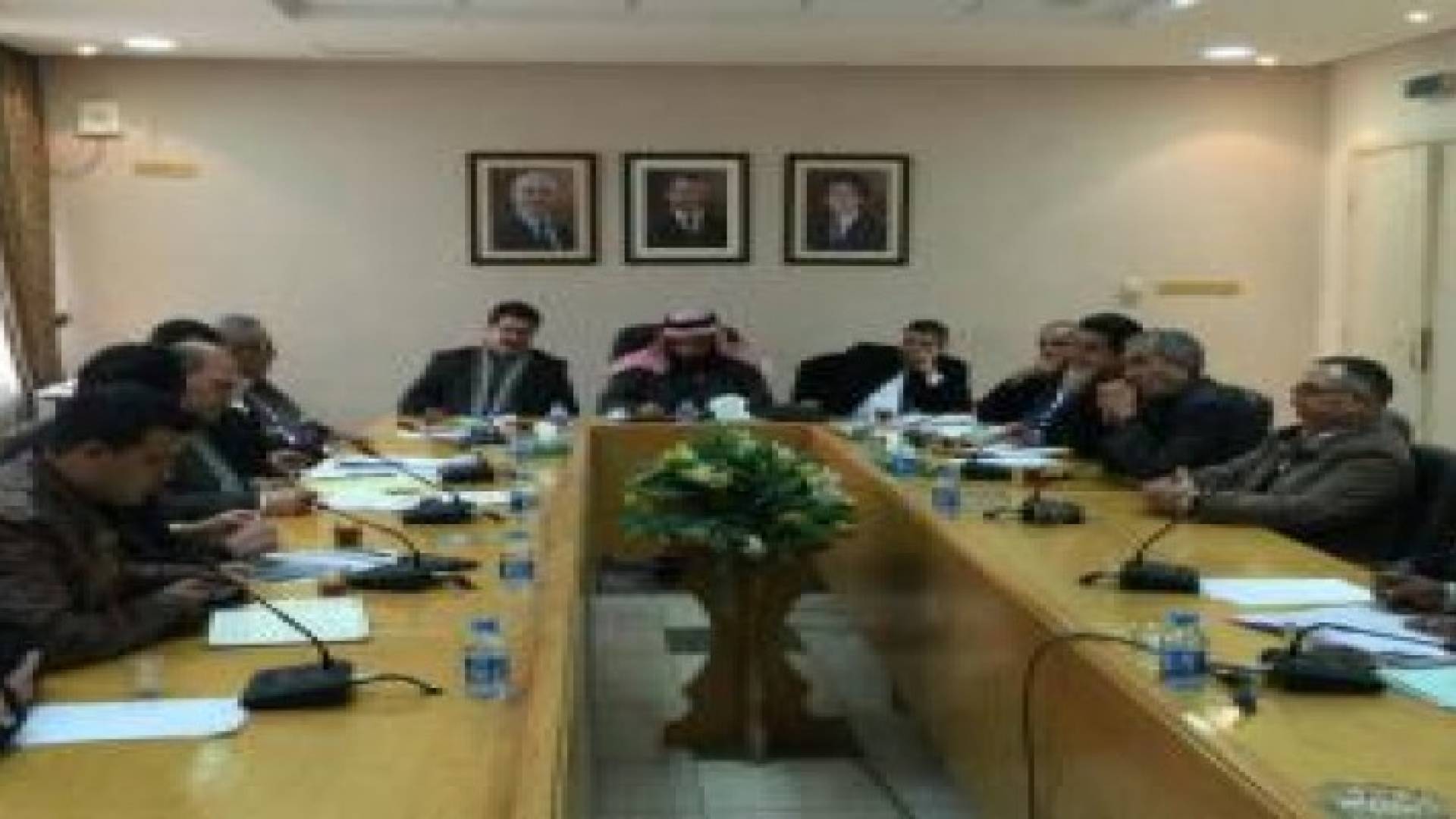 الادراية النيابية تناقش الية تعيين الاطباء في وزارة الصحة