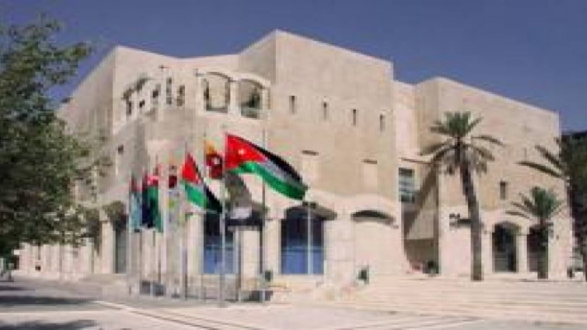 اغلاق 3161 منشأة واتلاف 170 طنا من المواد الغذائية العام الماضي