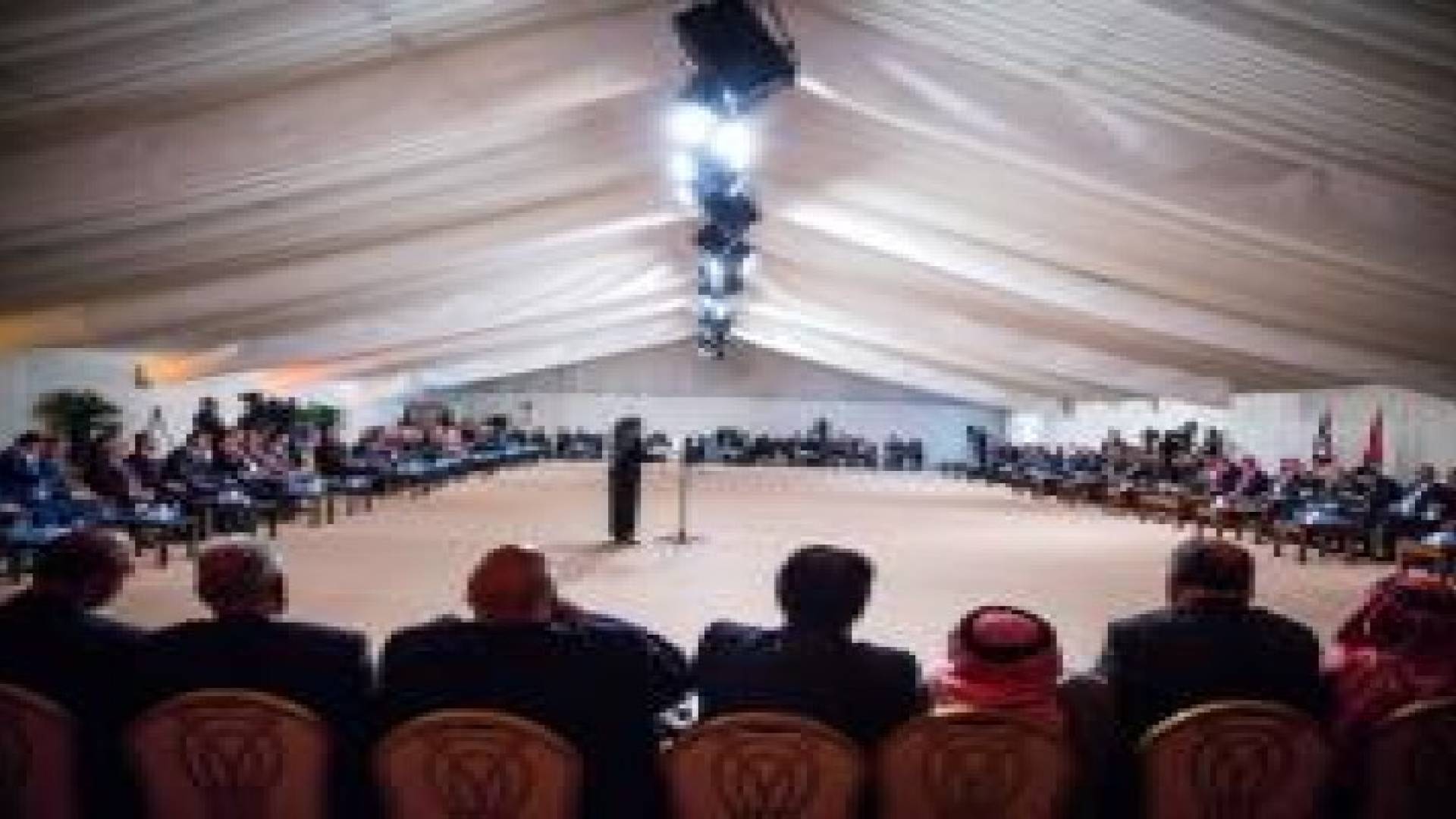 بالفيديو والصور: كلمة جلالة الملك في لقاءه فعاليات من أبناء الزرقاء