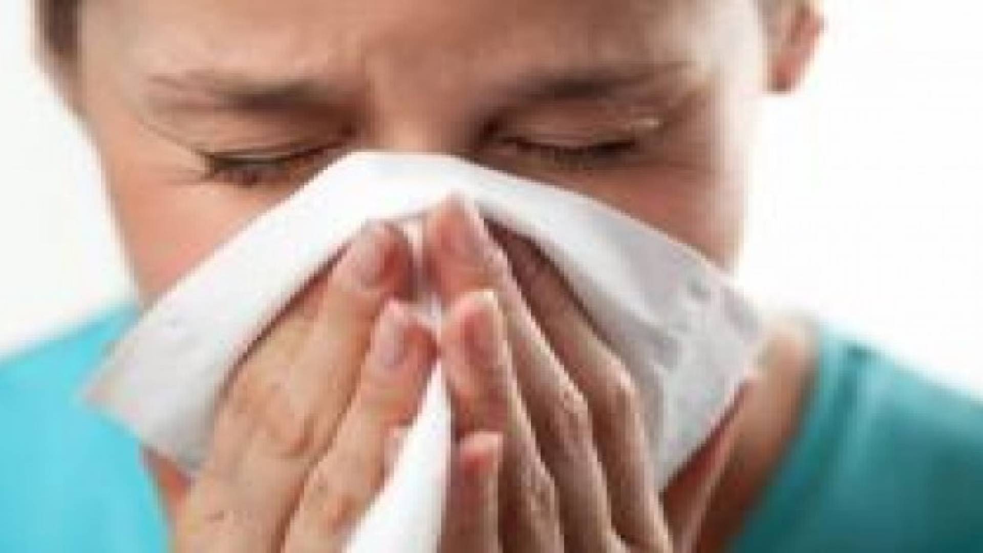 الحساسية قد تزيد احتمالات القلق والاكتئاب