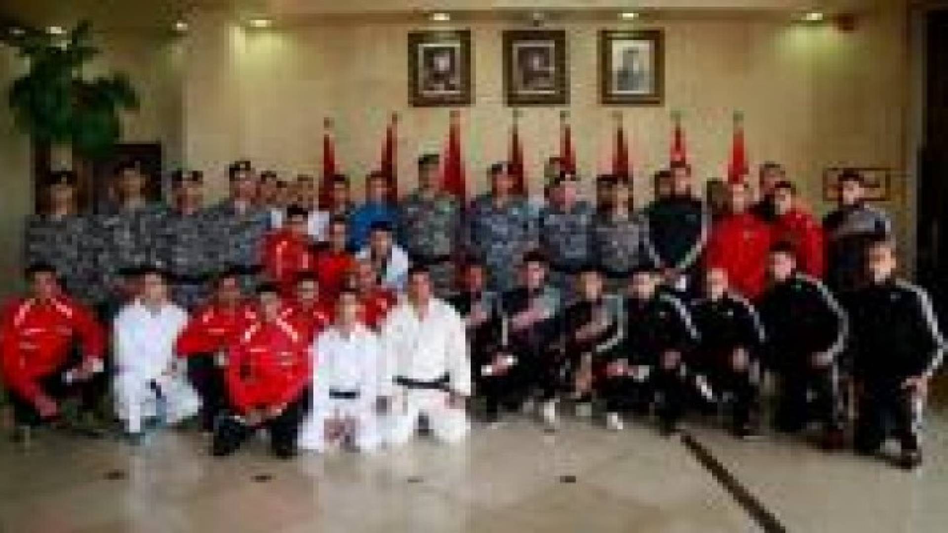 قوات الدرك تكرم أصحاب الانجازات الرياضية