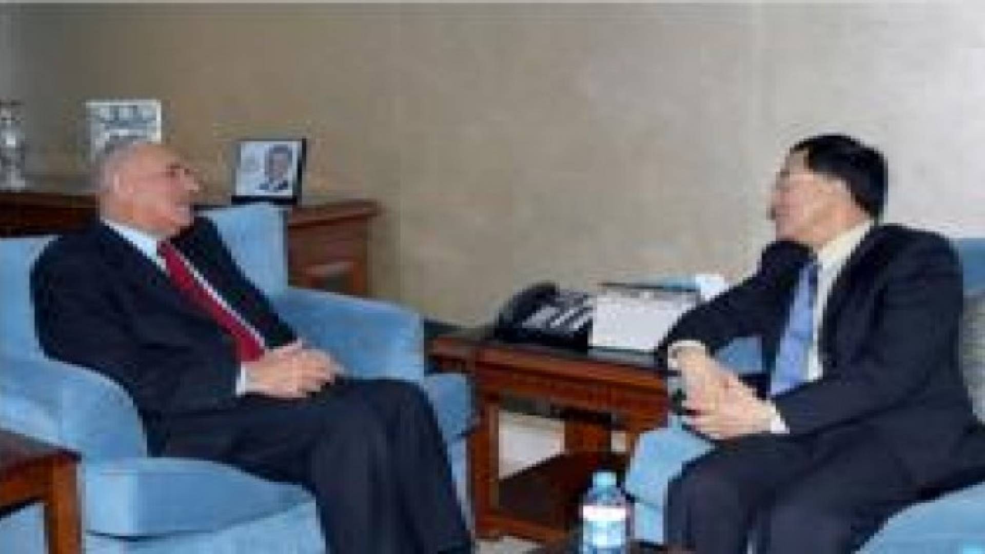 الذنيبات يلتقي السفير الصيني في عمان