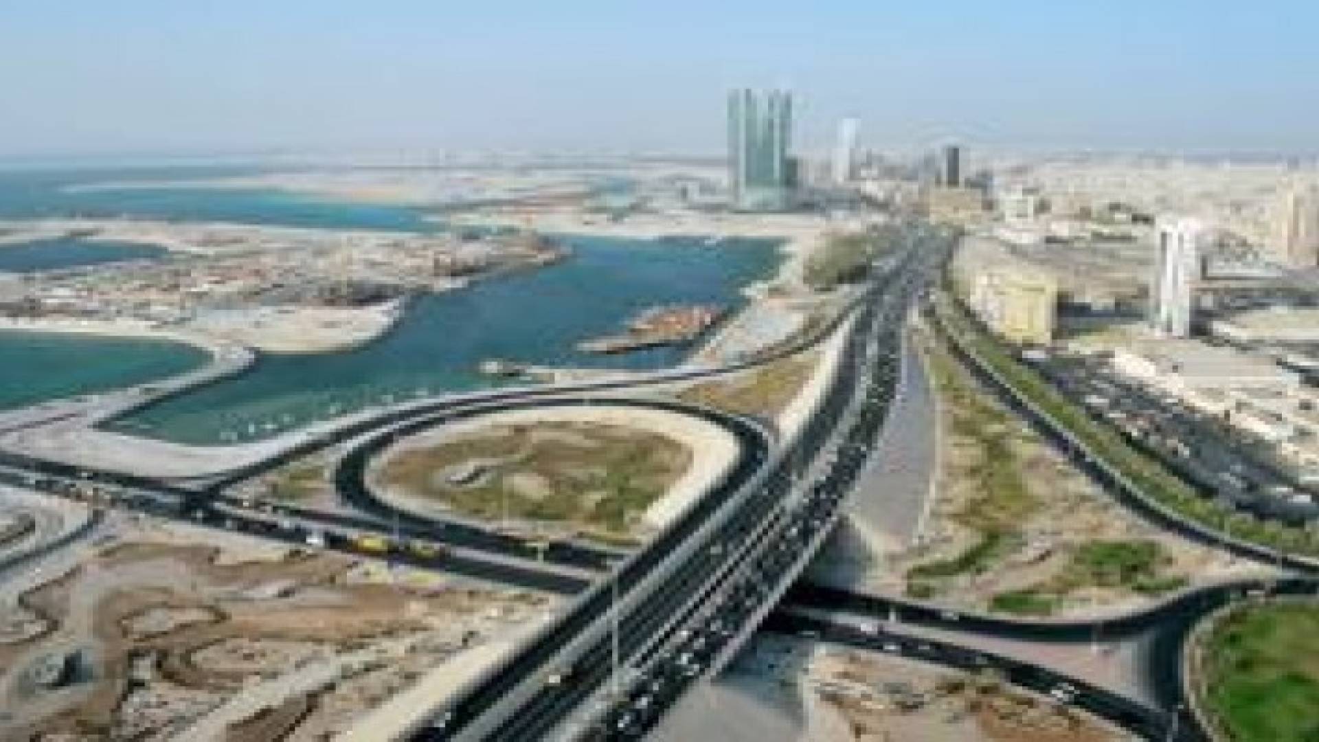 وفد برلماني يبحث افاق التعاون العمالي مع البحرين