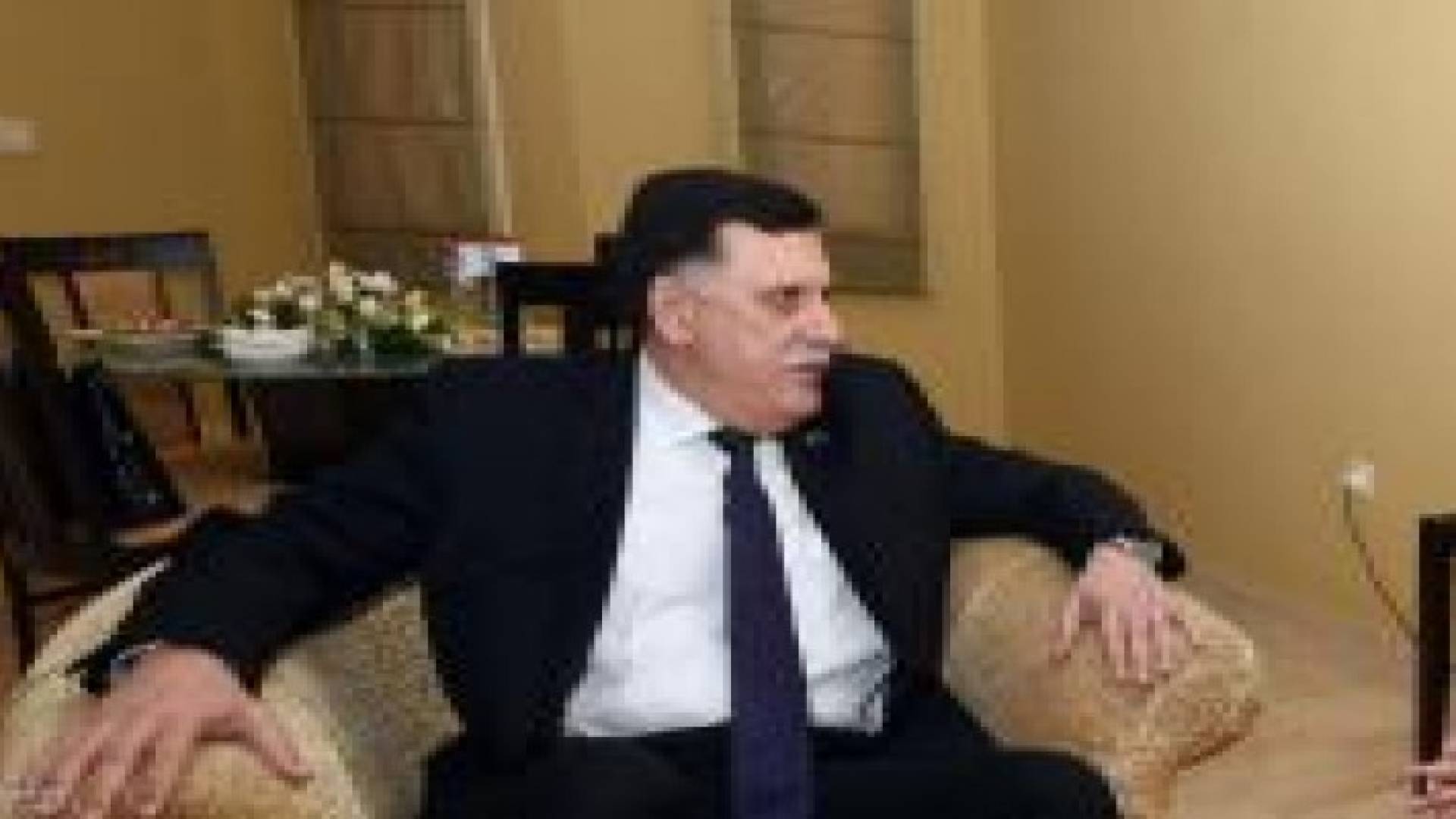 ليبيا.. نجاة رئيس حكومة الوفاق بعد استهداف موكبه