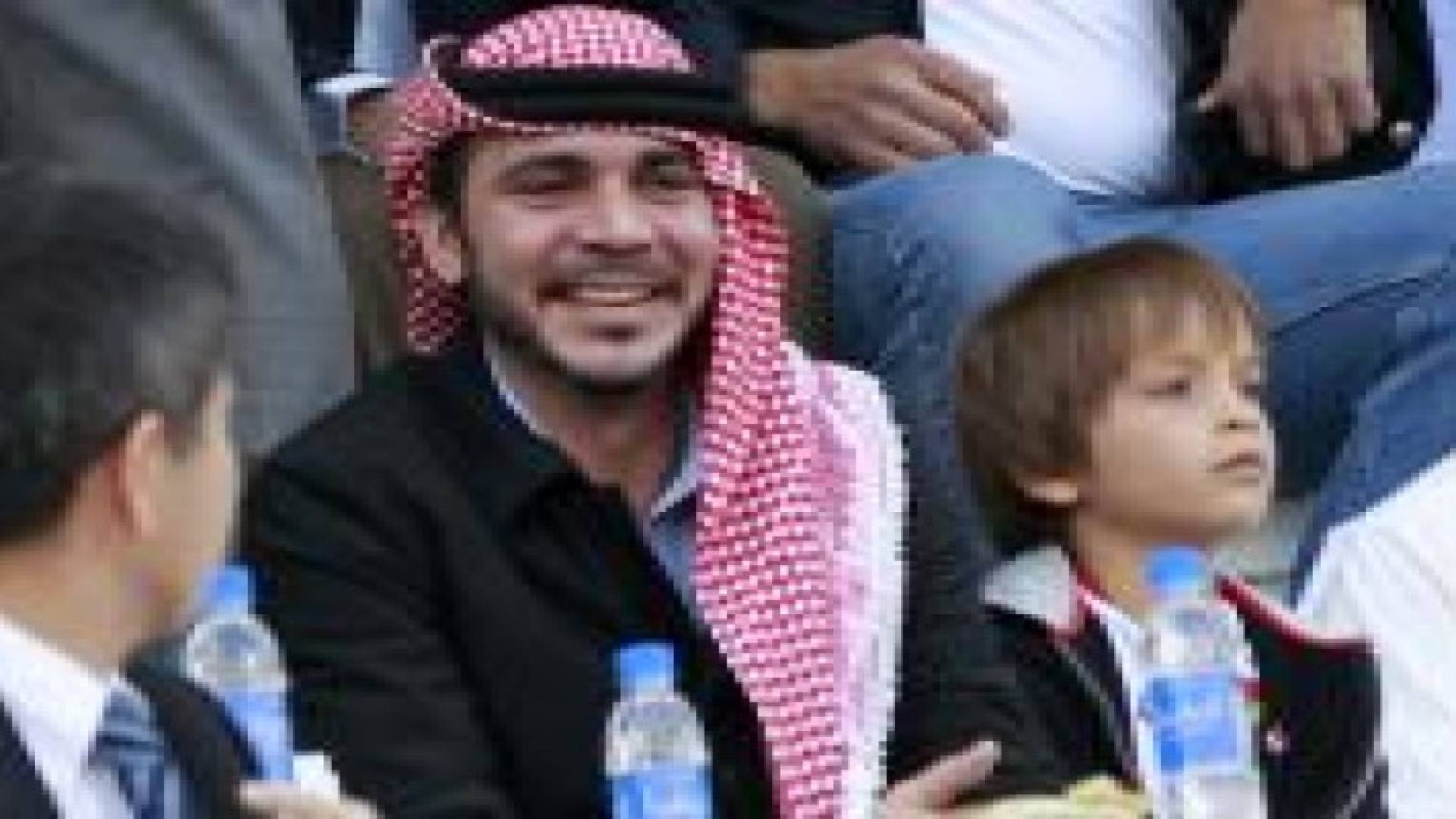 لماذا يعتقد الأمير علي أنه الرجل المناسب لرئاسة الفيفا؟