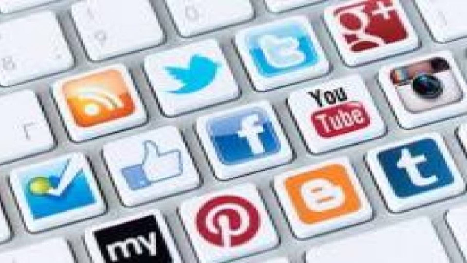 كيف تكتب محتوى شيق لحساباتك على مواقع التواصل الاجتماعي