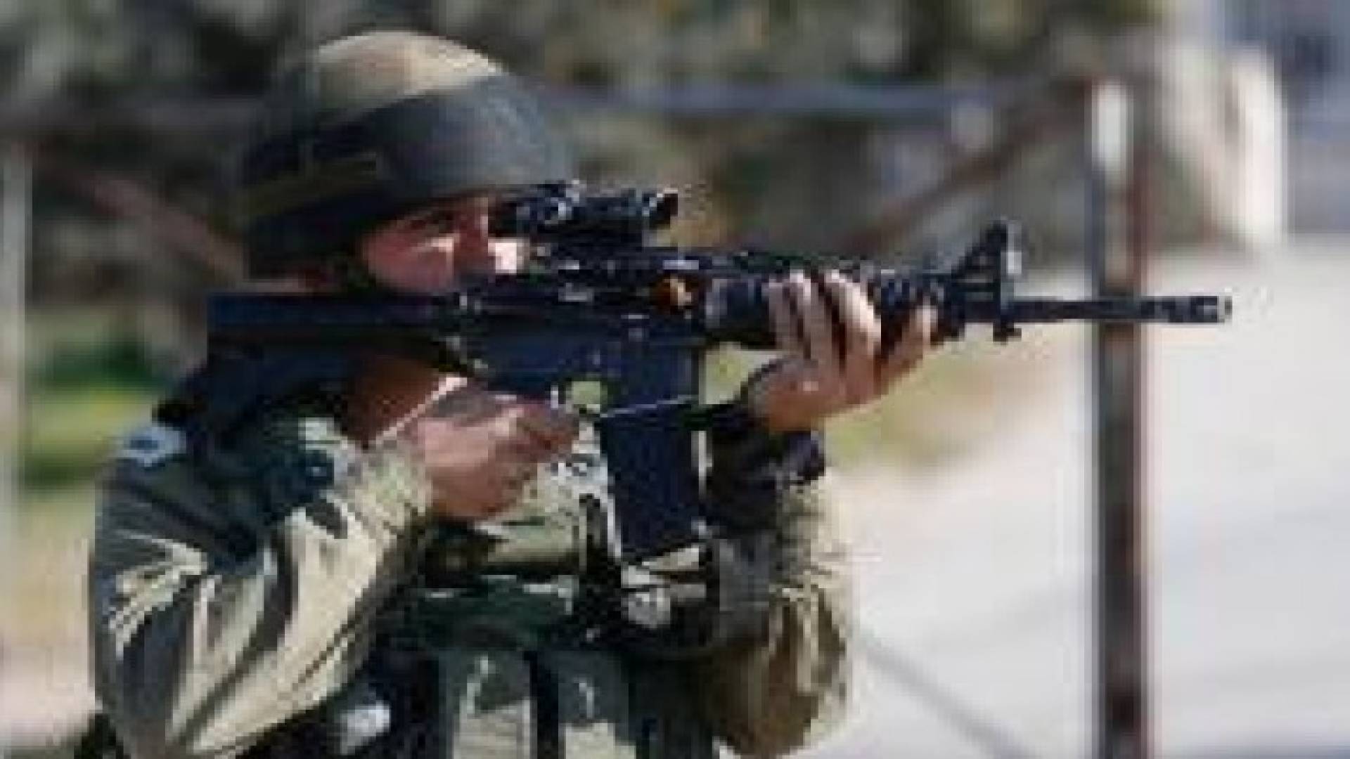 إصابة فلسطينية برصاص إسرائيل بدعوى "الطعن"