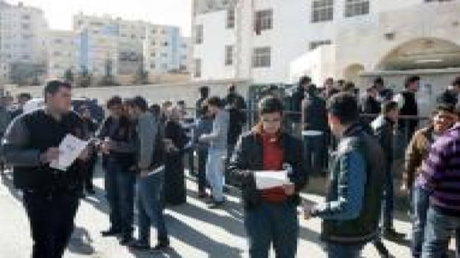 التربية: جدول امتحانات التوجيهي ثابت دون تغيير