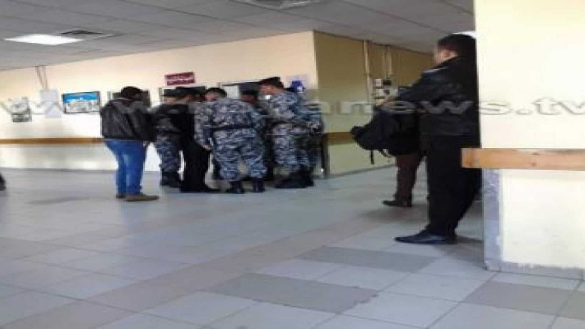 إصابة 12 دركيا تصادمت سياراتهم بسبب التتابع