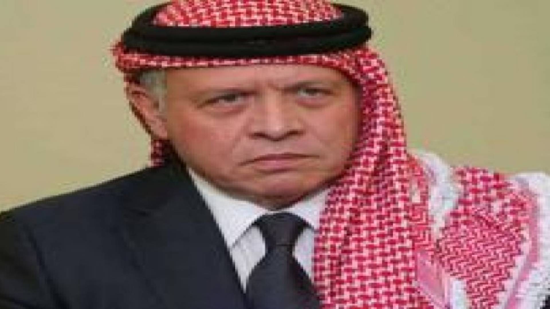 الملك يدين حادث التفجير الإرهابي في منطقة السلطان أحمد التركية