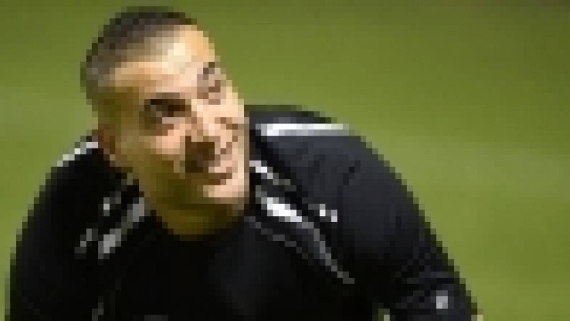 الفيفا يوقف عامر شفيع مباراة واحدة