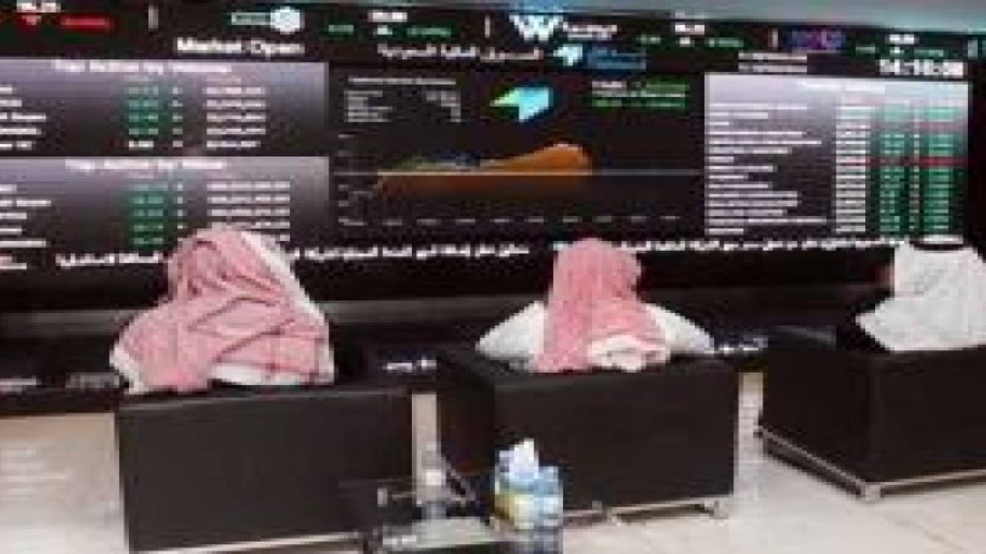 سوق الأسهم السعودية تخسر 5,5 في المئة عند بدء التداولات