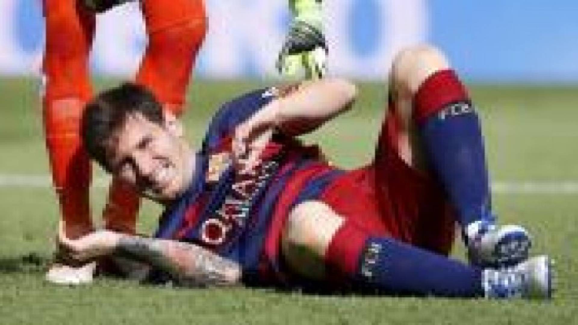 ميسي يخضع لفحوص طبية بسبب اصابة محتملة في العضلات