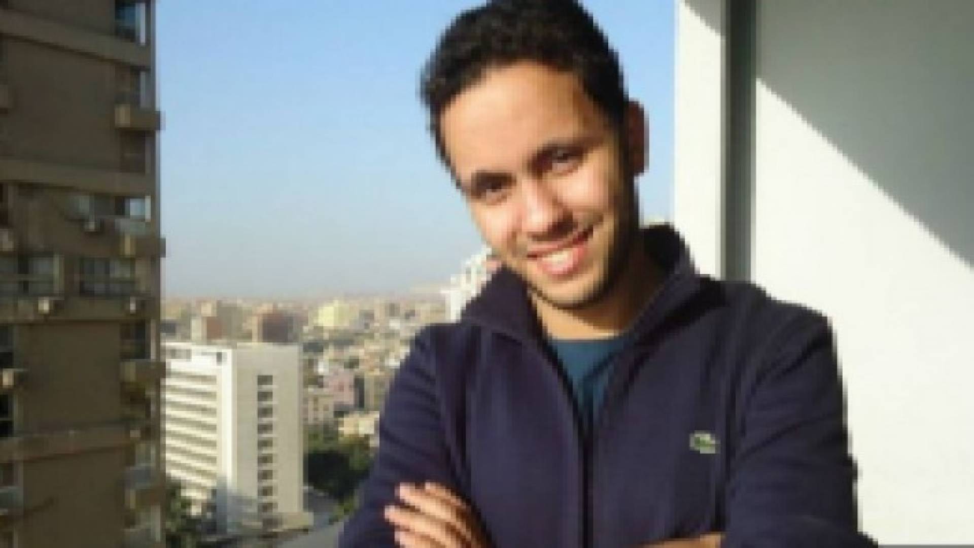 أكثر من 2 مليون دولار يجنيها سنويا شاب مصري من النفايات الإلكترونية