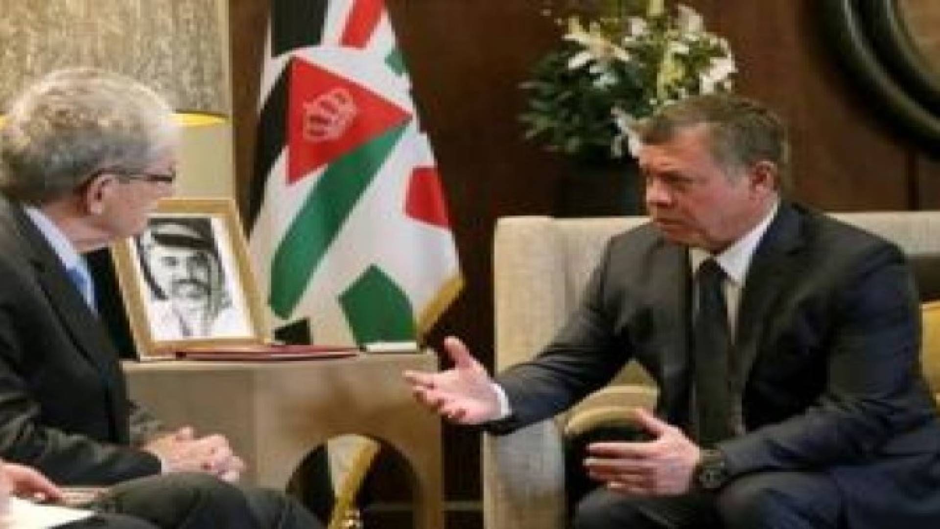 الملك يبحث مع مسؤول أممي تبعات الأزمة السورية على الأردن