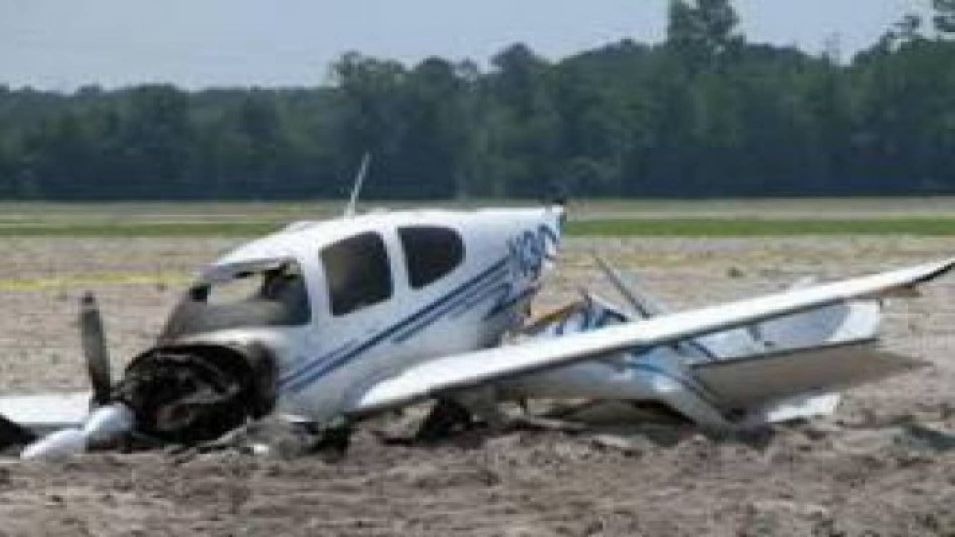 مصرع 5 اشخاص في سقوط طائرة زراعية على حافلة بالبرازيل