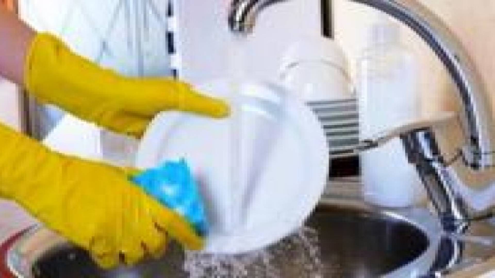 ذهب ليغسل الأطباق في المطاعم والآن يملك 7 سفن