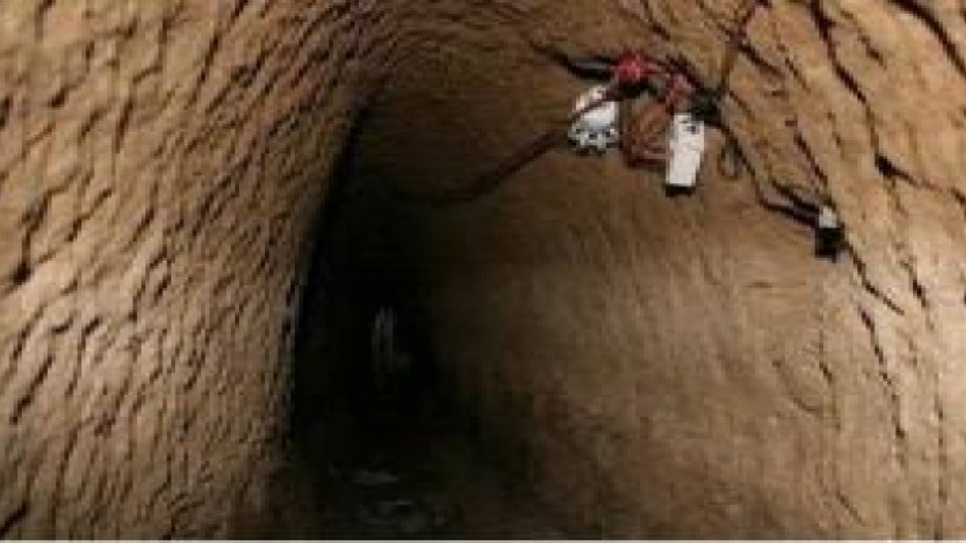 وفاة عضو بكتائب القسام اثر انهيار نفق بخان يونس