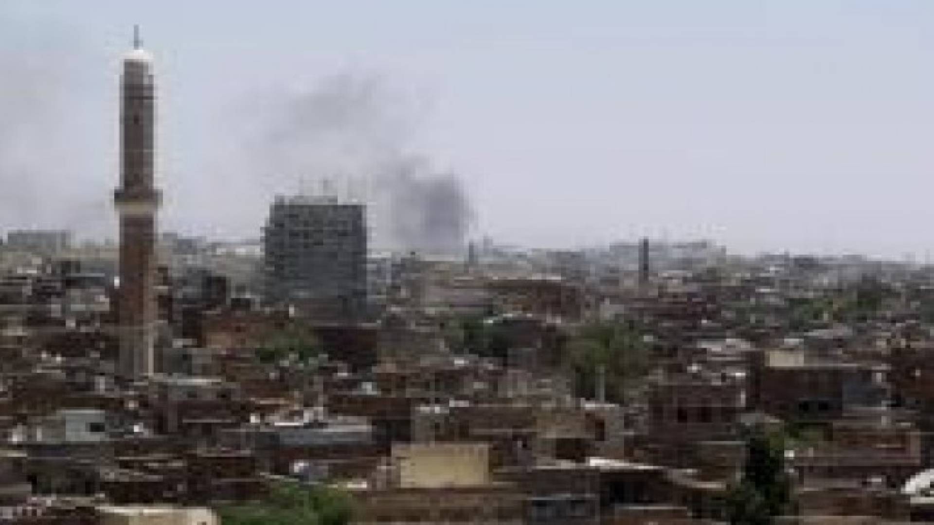 مسلحون مجهولون يفجرون مبنى الأمن بمحافظة لحج