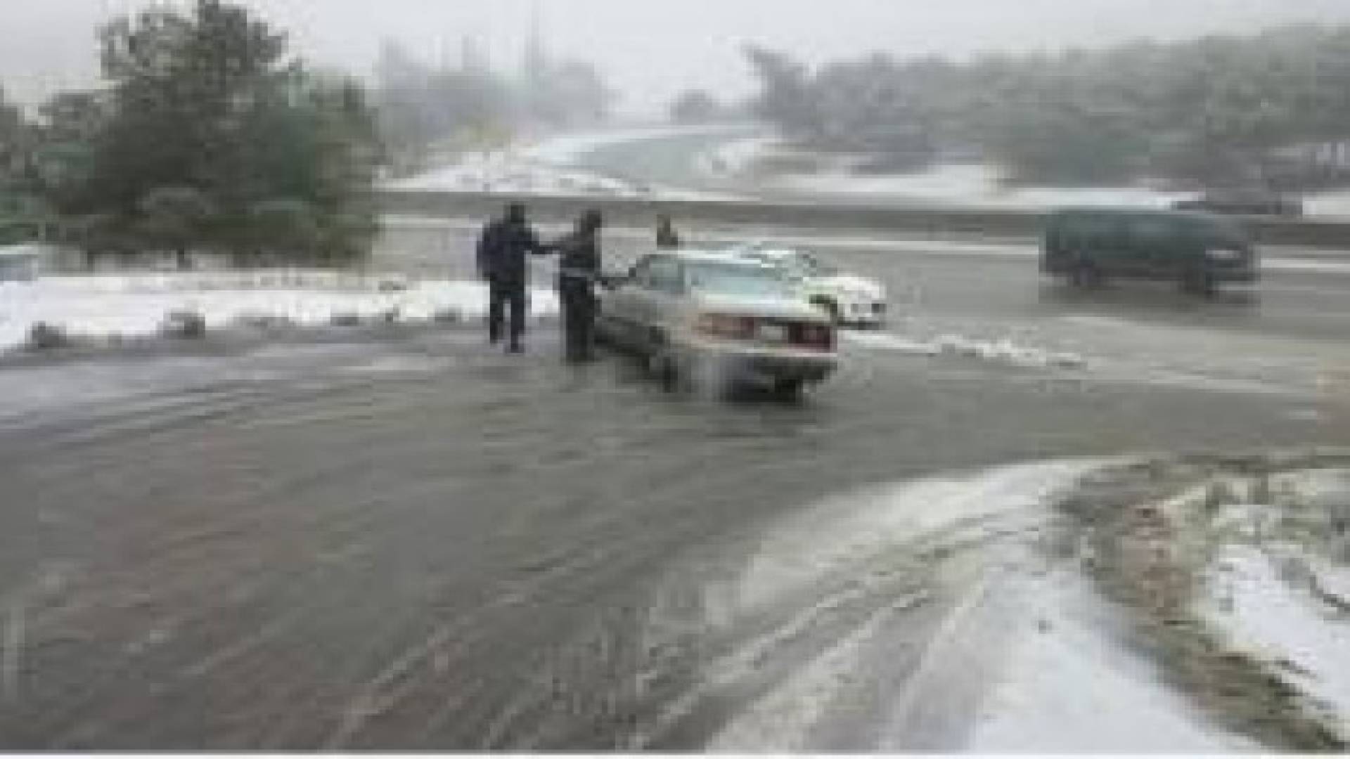 إدارة السير تتعامل مع 363 حادث خلال الساعة الثالثة والنصف