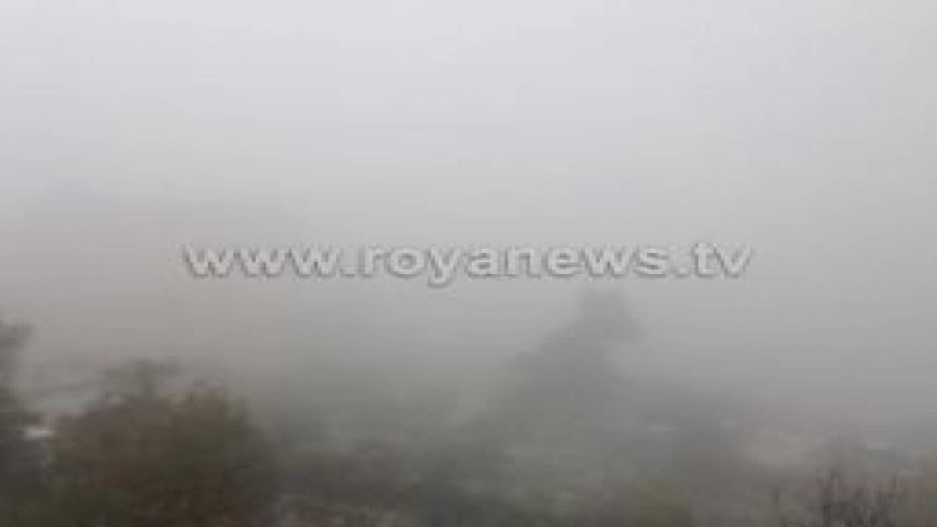 شاهد بالصور: الضباب يلف مناطق واسعة بالعاصمة عمان