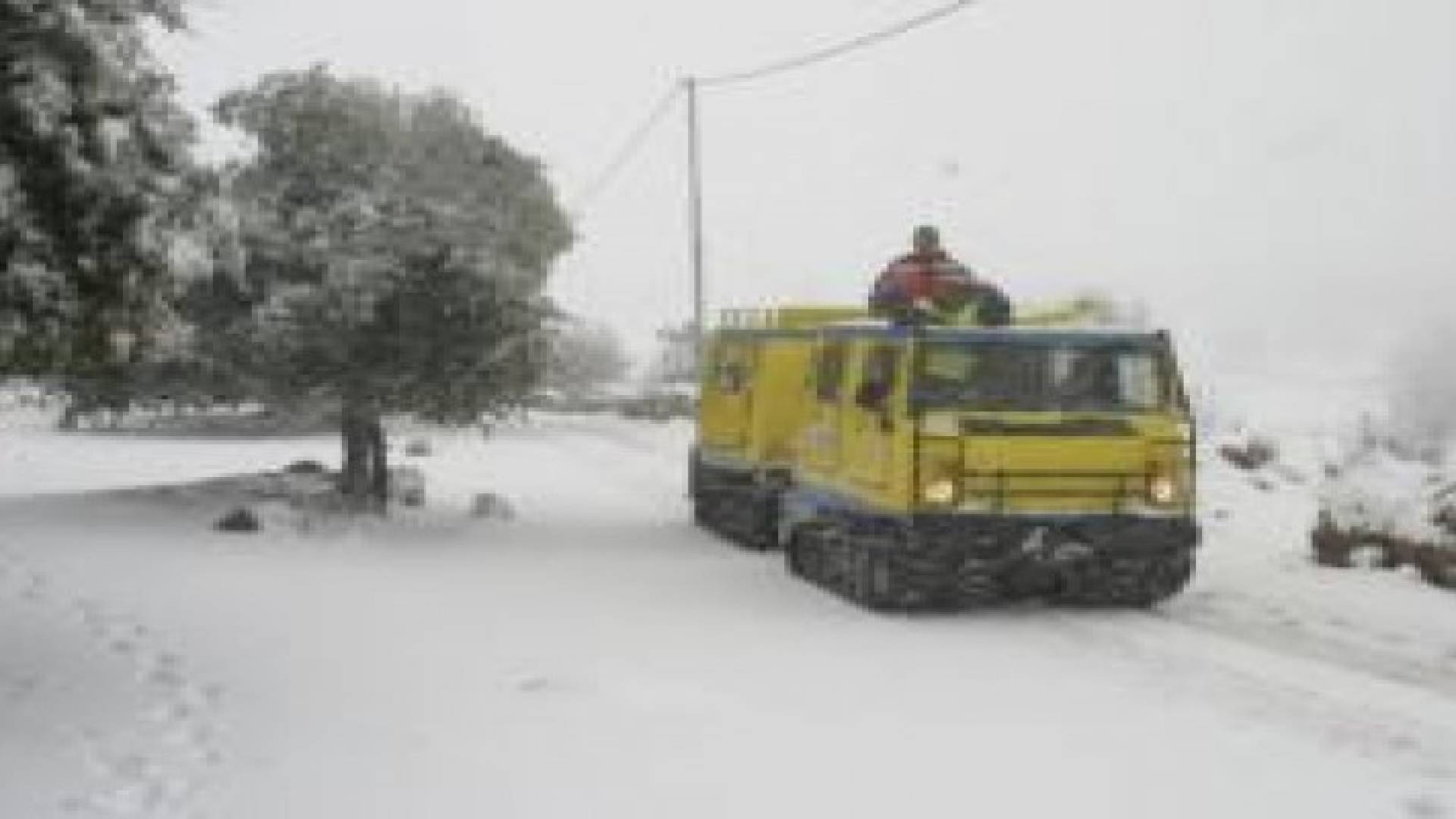 86 ألف بلاغ للدفاع المدني خلال المنخفض الجوي