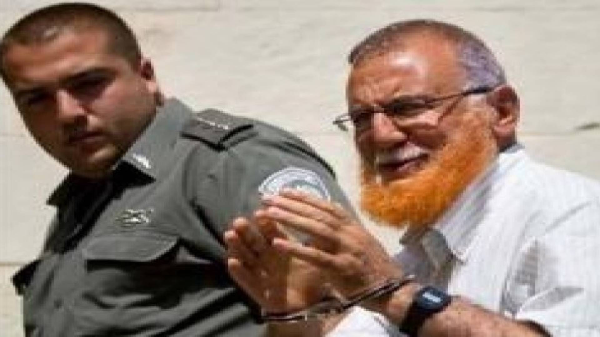 الاحتلال يعتقل النائب المقدسي محمد أبو طير