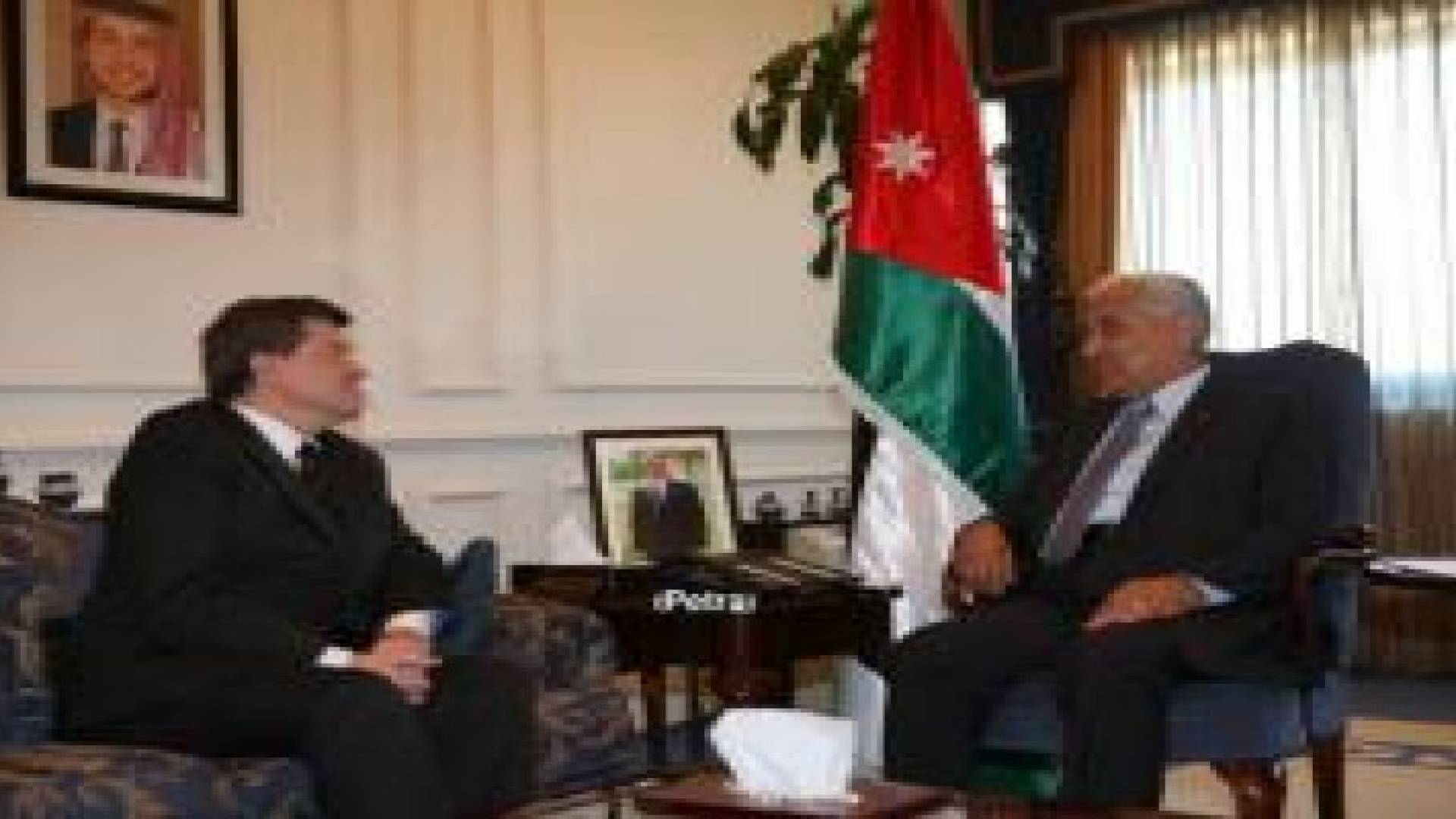 النسور: الاردن يأمل من مؤتمر لندن تقديم المنح وليس القروض