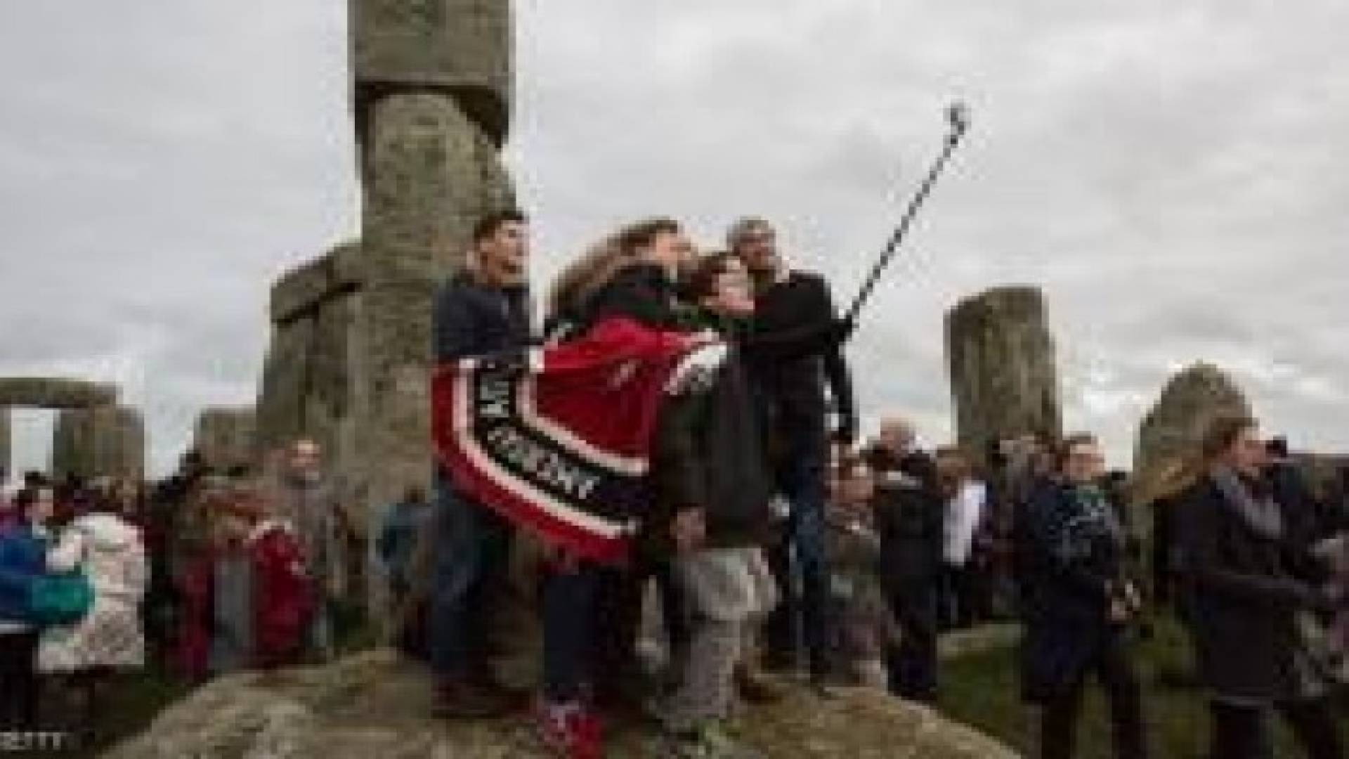 سيلفي كلفها السقوط في البئر