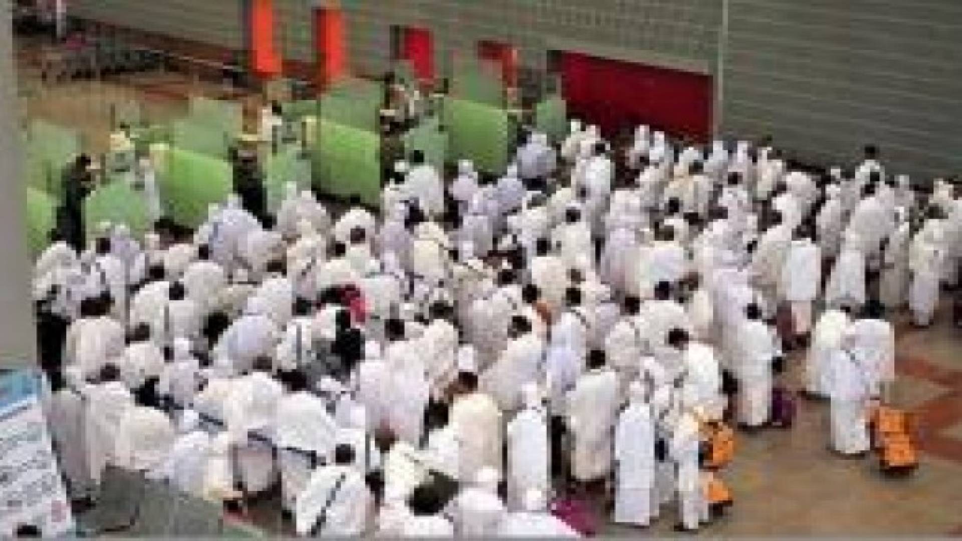 الأوقاف تنفي وجود معتمرين عالقين و 200 ألف معتمر خلال كانون الثاني
