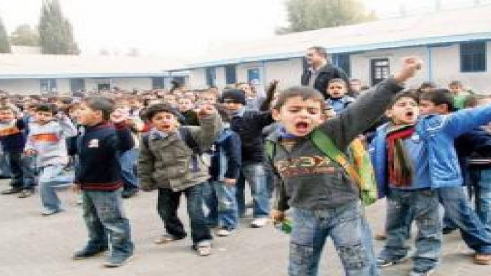 الاحتلال يفرض شروطا على تمويل المدارس المقدسية
