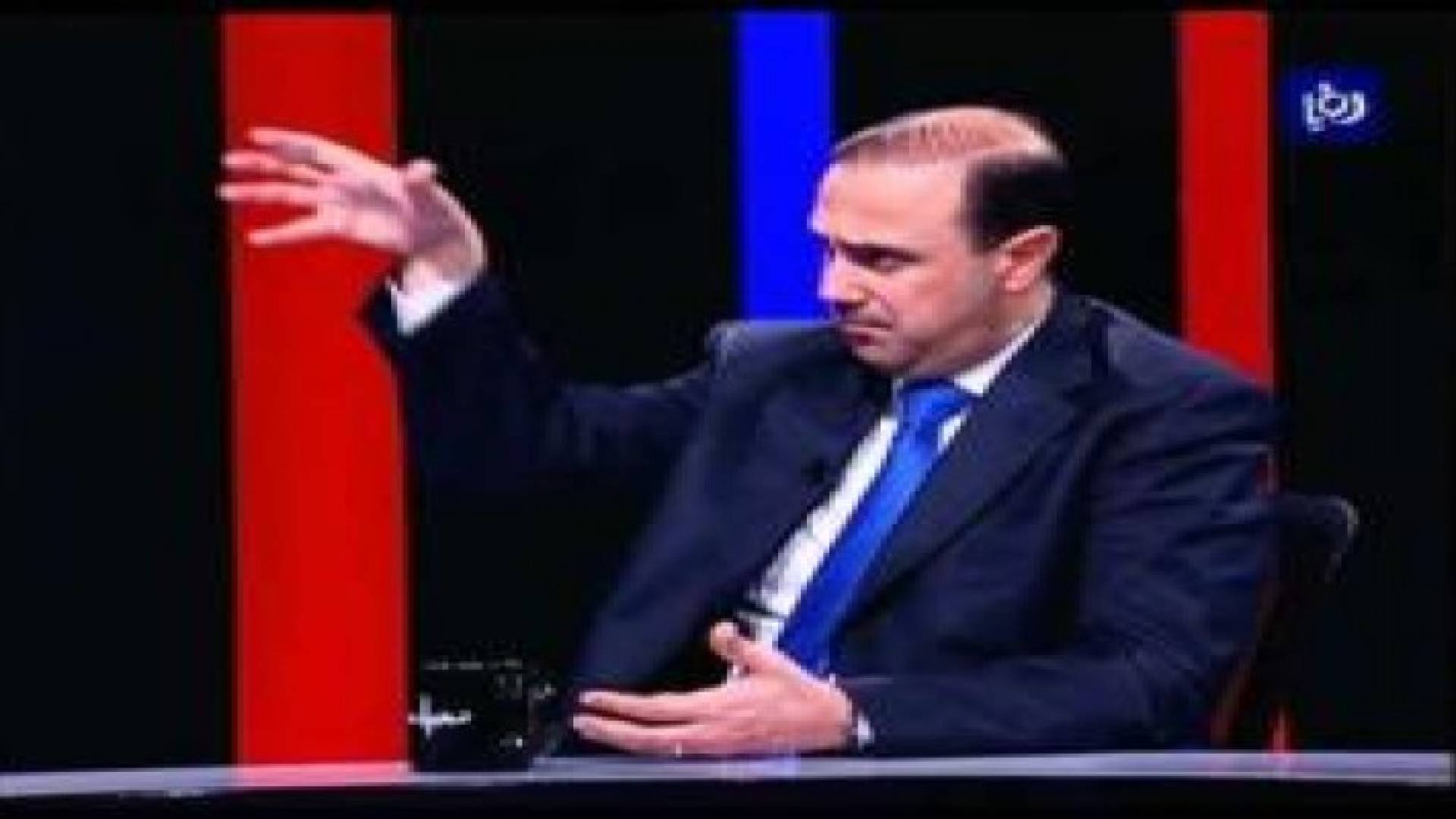 المومني: الحكومة لن توفر فرص عمل للسوريين دون استثمارات وامتيازات