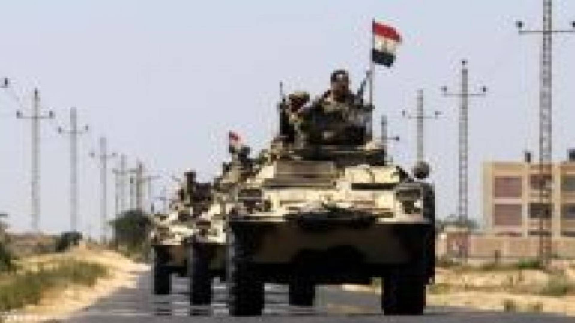 الجيش المصري يقتل 9 مسلحين في الشيخ زويد