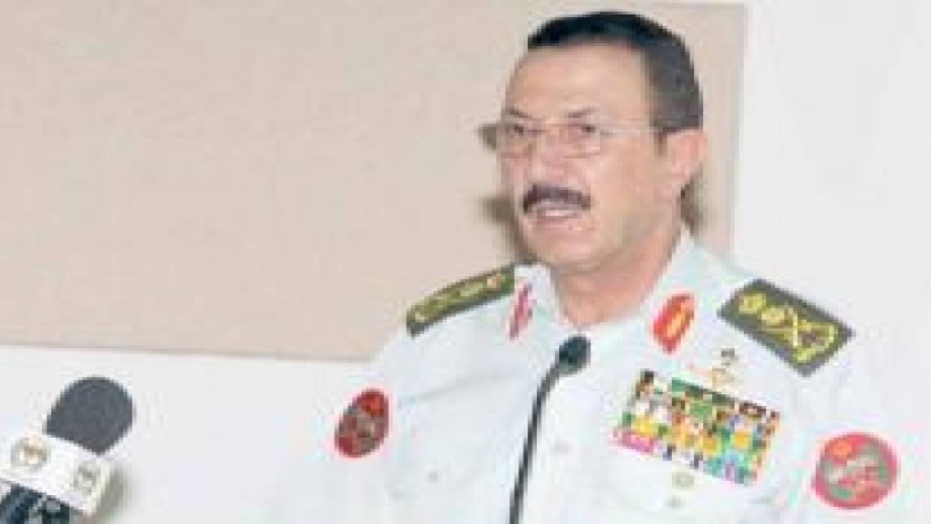 الزبن يغادر إلى الإمارات العربية المتحدة