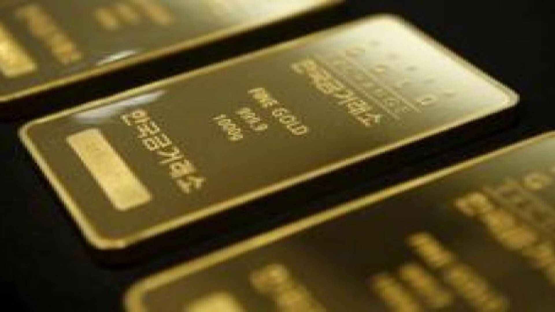 الذهب يستقر قرب أعلى مستوى في 3 أشهر