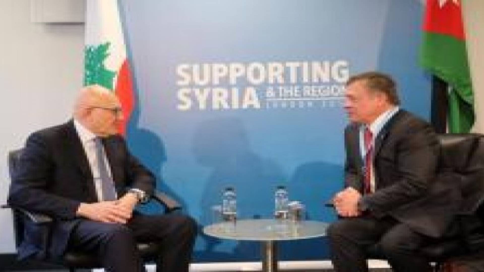 الملك يبحث مع رئيس وزراء لبنان مستجدات الأوضاع في المنطقة