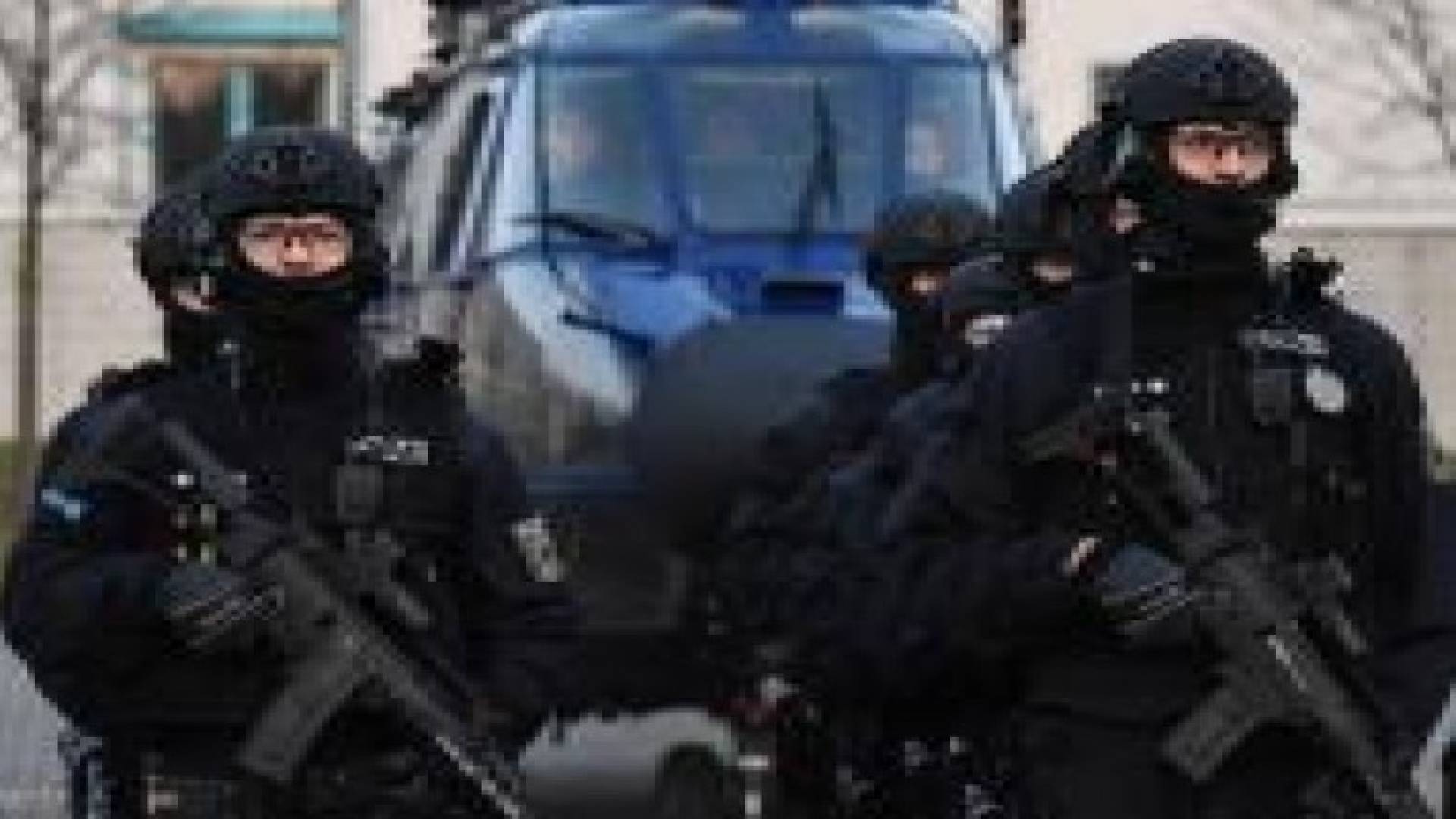 100 بلاغ بشأن دواعش بين اللاجئين في ألمانيا