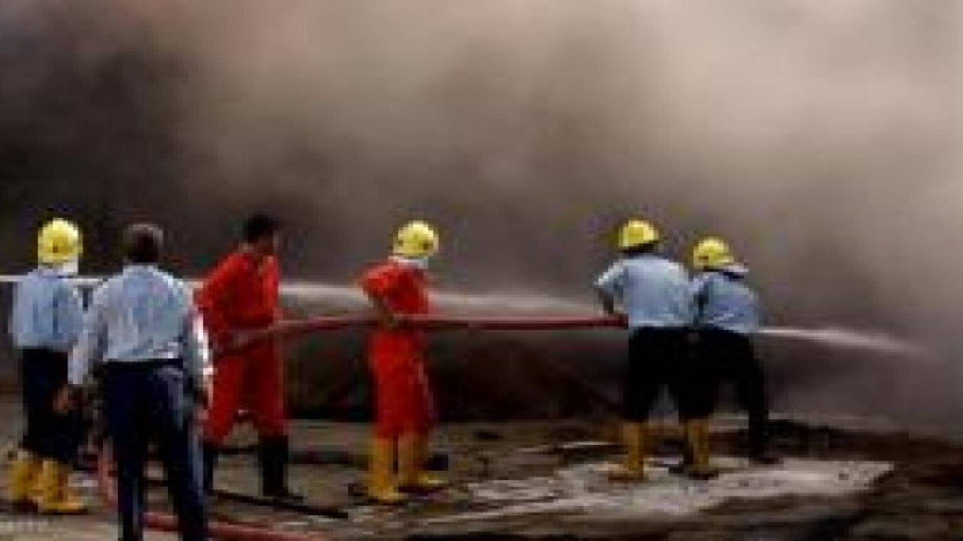 عشرات القتلى والمصابين في حريق فندق بأربيل