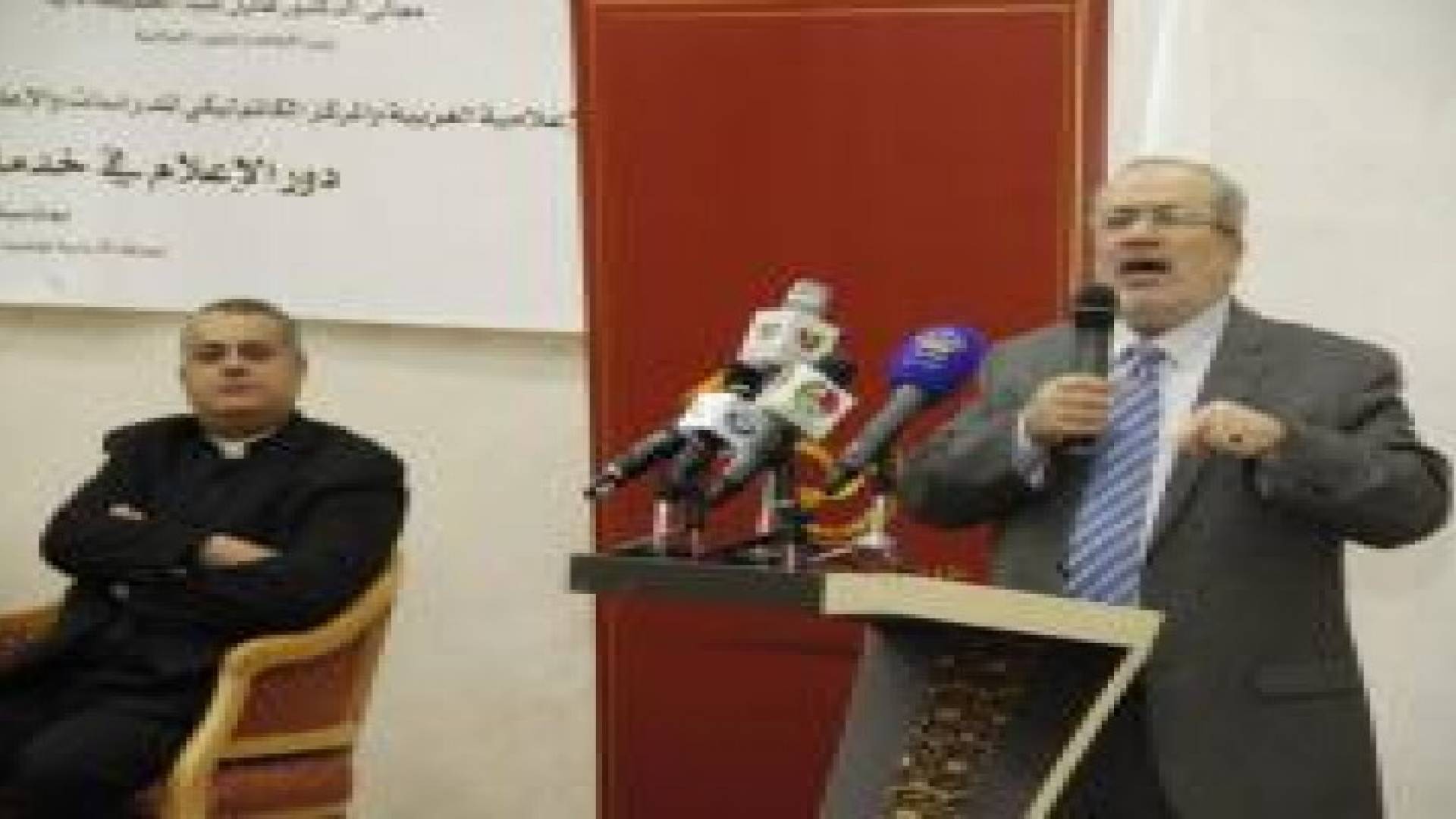 وزير الأوقاف يرعى جلسة حوارية بمناسبة أسبوع الوئام بين الأديان