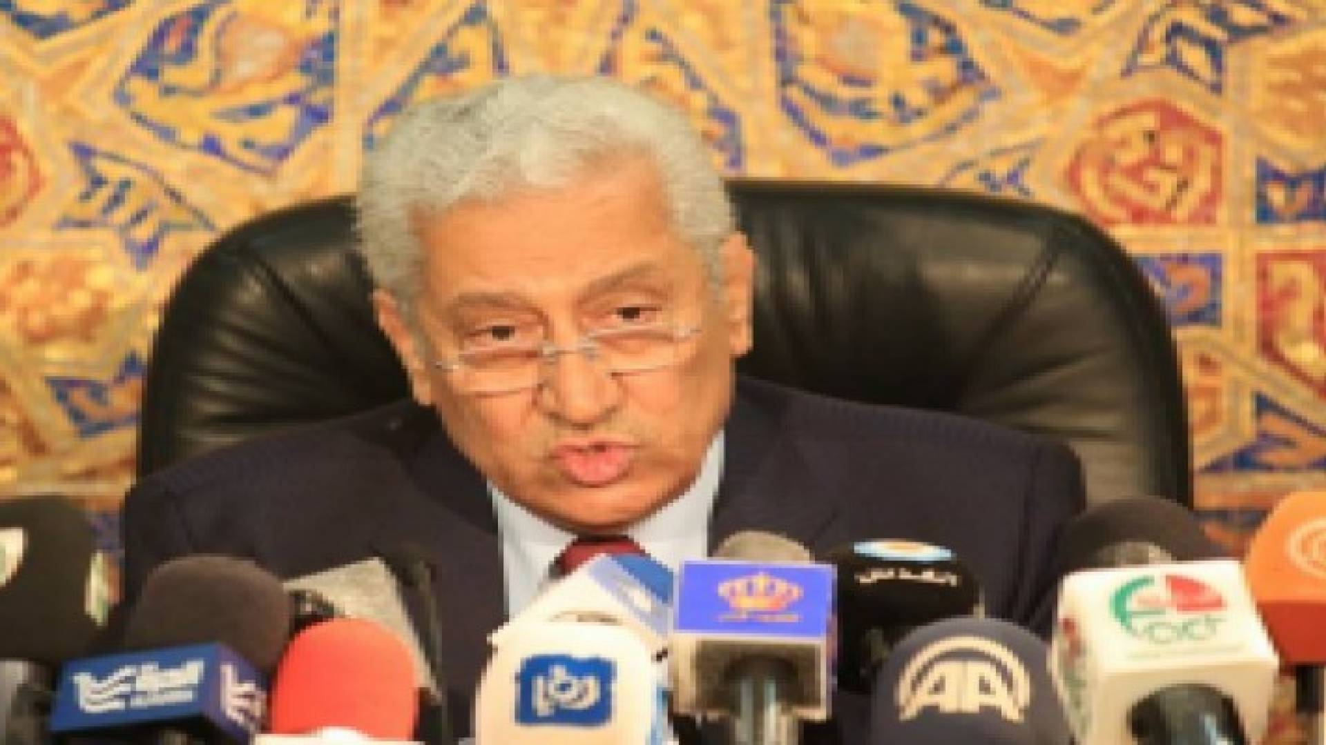 النسور يتحدث عن مؤتمر لندن الأحد