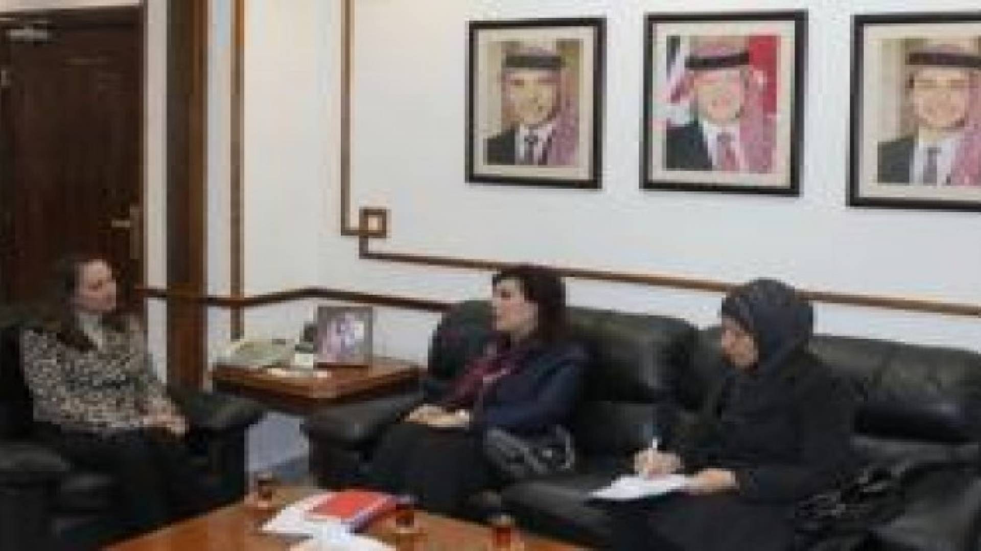 الأردن والعراق يدرسان إيجاد طرق تجارية بديلة عن معبر طريبيل