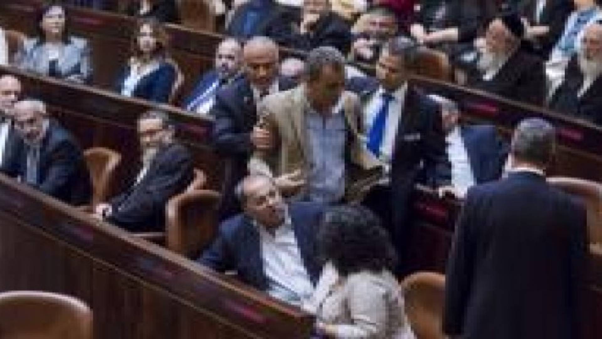 إبعاد نواب عرب عن الكنيست لأشهر بسبب زيارتهم لعوائل منفذي العمليات ضد إسرائيل