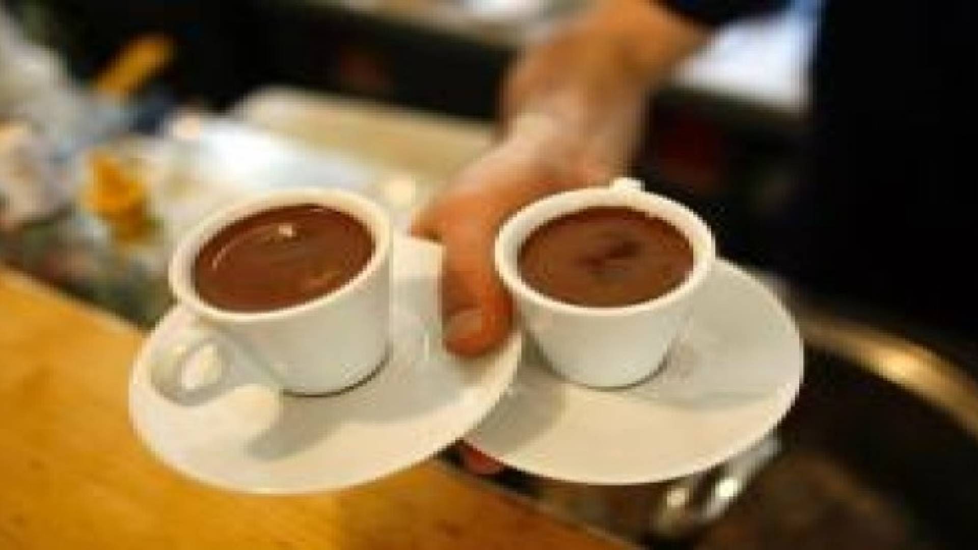 فنجانا قهوة يوميا يوقفان تليف الكبد بنسبة 44%