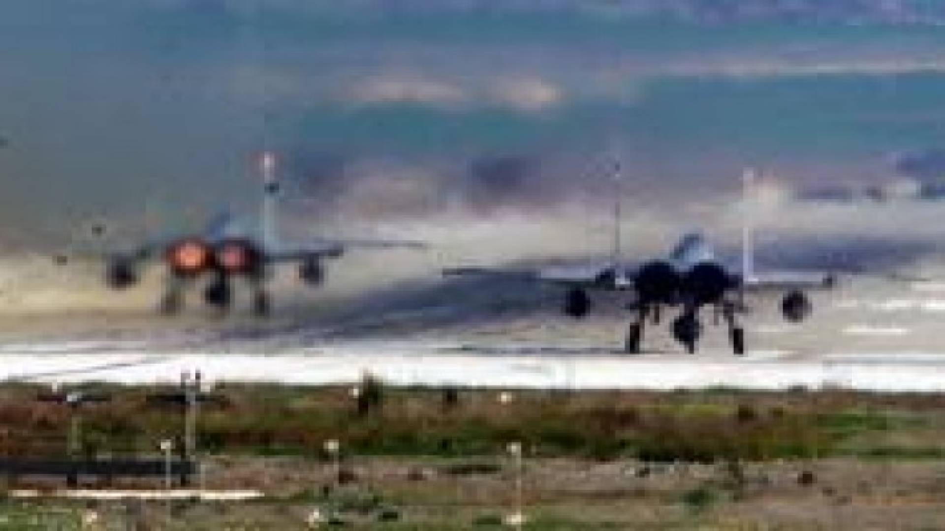 السعودية ترسل طائرات إلى قاعدة في تركيا لمكافحة داعش الارهابي