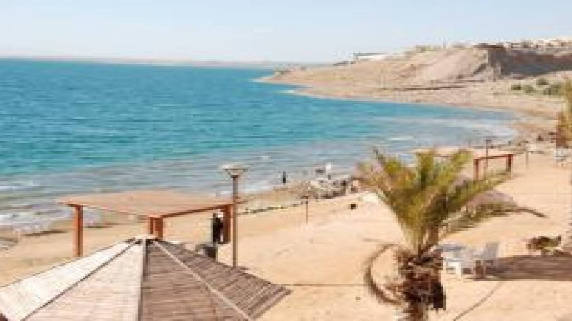 الور يتفقد مشاريع شركة تطوير المناطق التنموية بالبحر الميت